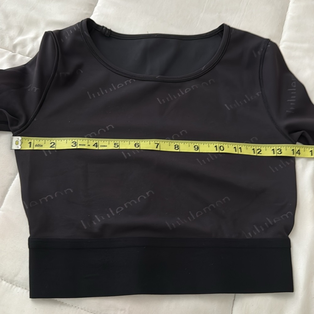 Rare Lululemon Wunder Train Crop Long Sleeve *Special Edition emboss gold logo - Picture 14 of 14